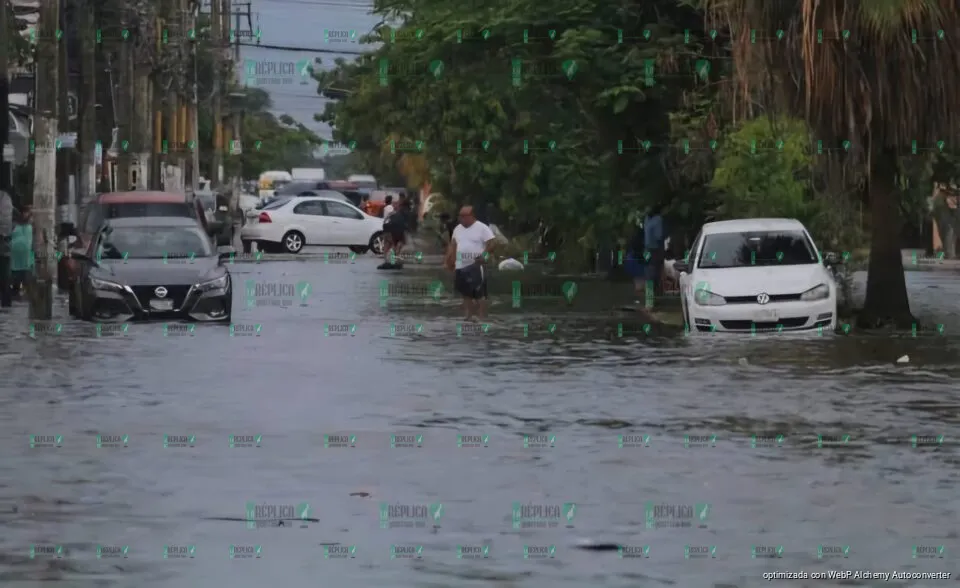 Preparan proyecto para evitar inundaciones en tres colonias de Cancún