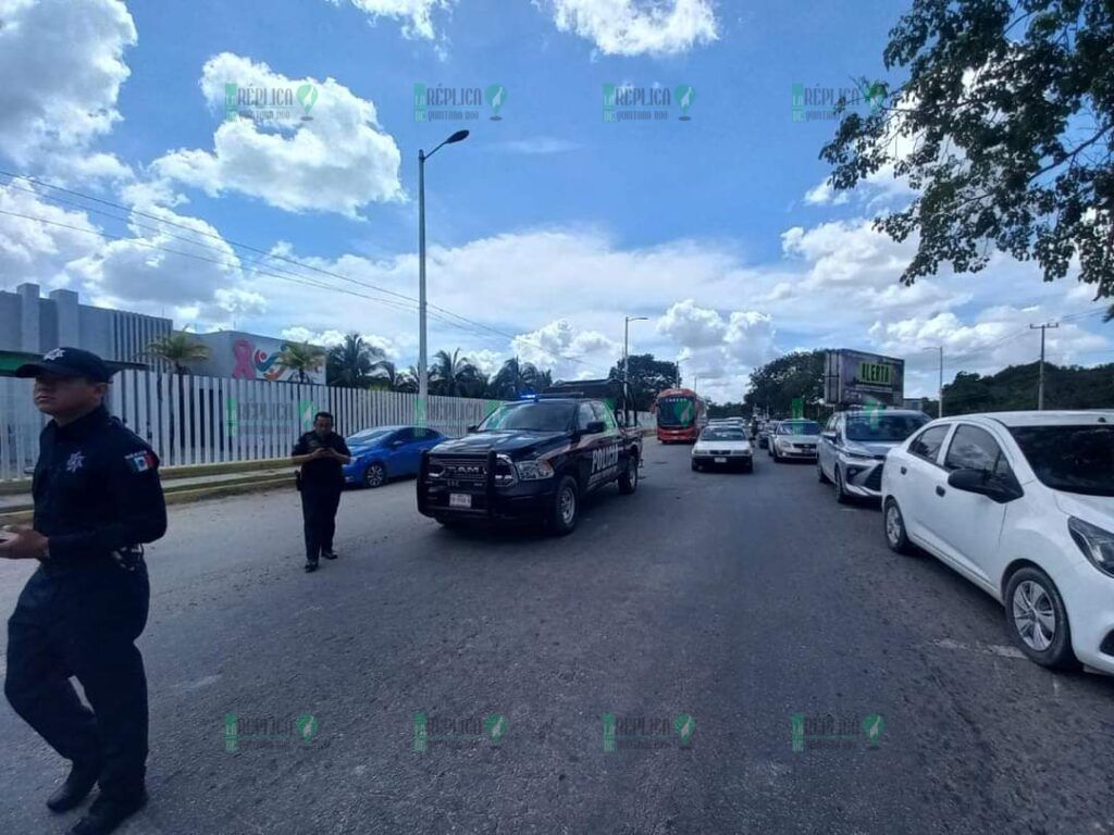 Bloquean entrada a Chetumal para exigir a FGE resultados por casos de desaparecidos