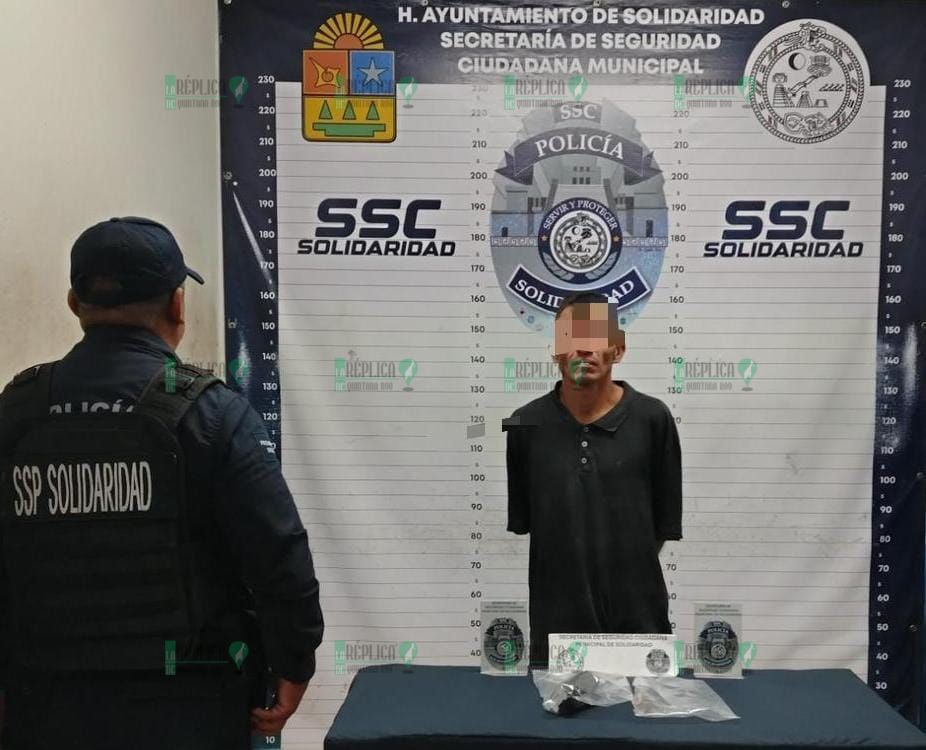 Detienen a un hombre por presunto allanamiento y daños a tienda en Playa del Carmen