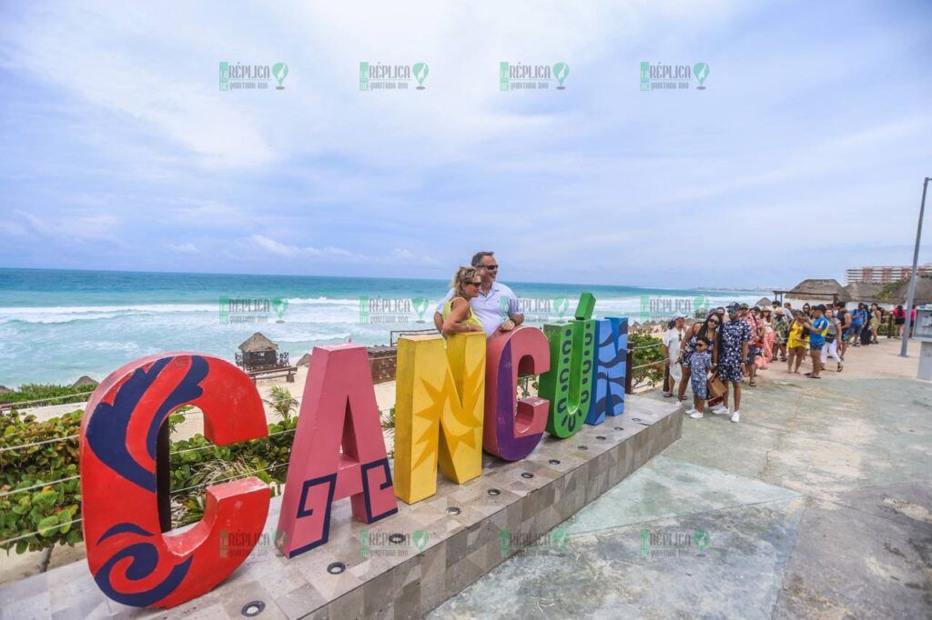 Aeropuerto de Cancún, entrada turística más importante del país