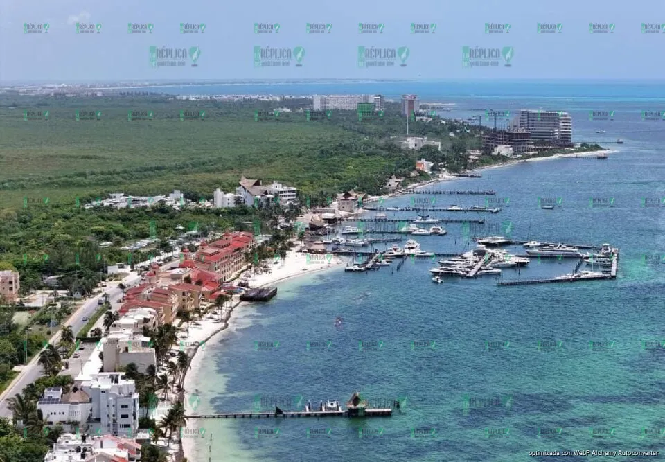 Solicita Quintana Roo incluir a Puerto Morelos en recuperación de playas