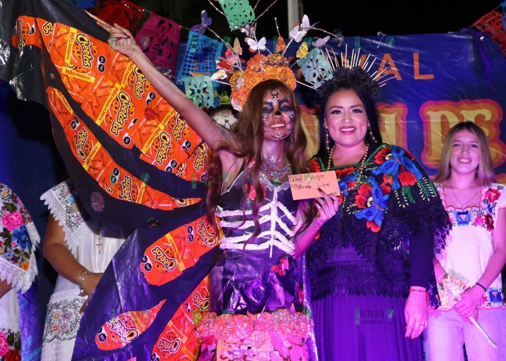 Celebra Puerto Morelos el “Janal Pixan” con colorido festival