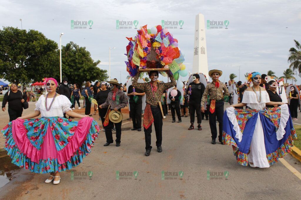 Quintana Roo presentó su riqueza cultural y tradiciones de Janal Pixan en todo el estado