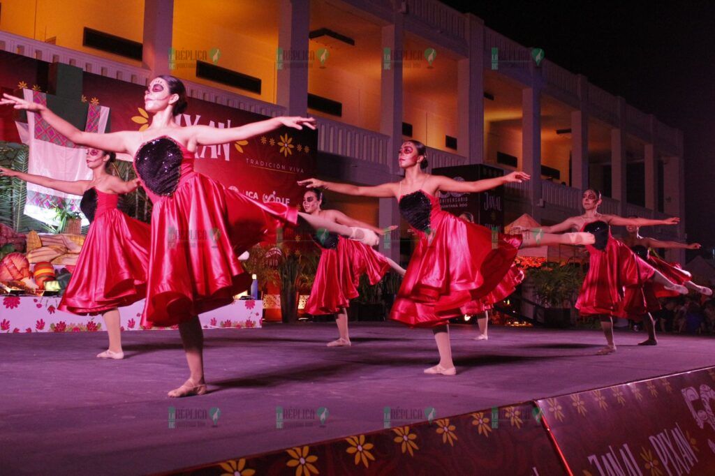 Quintana Roo presentó su riqueza cultural y tradiciones de Janal Pixan en todo el estado