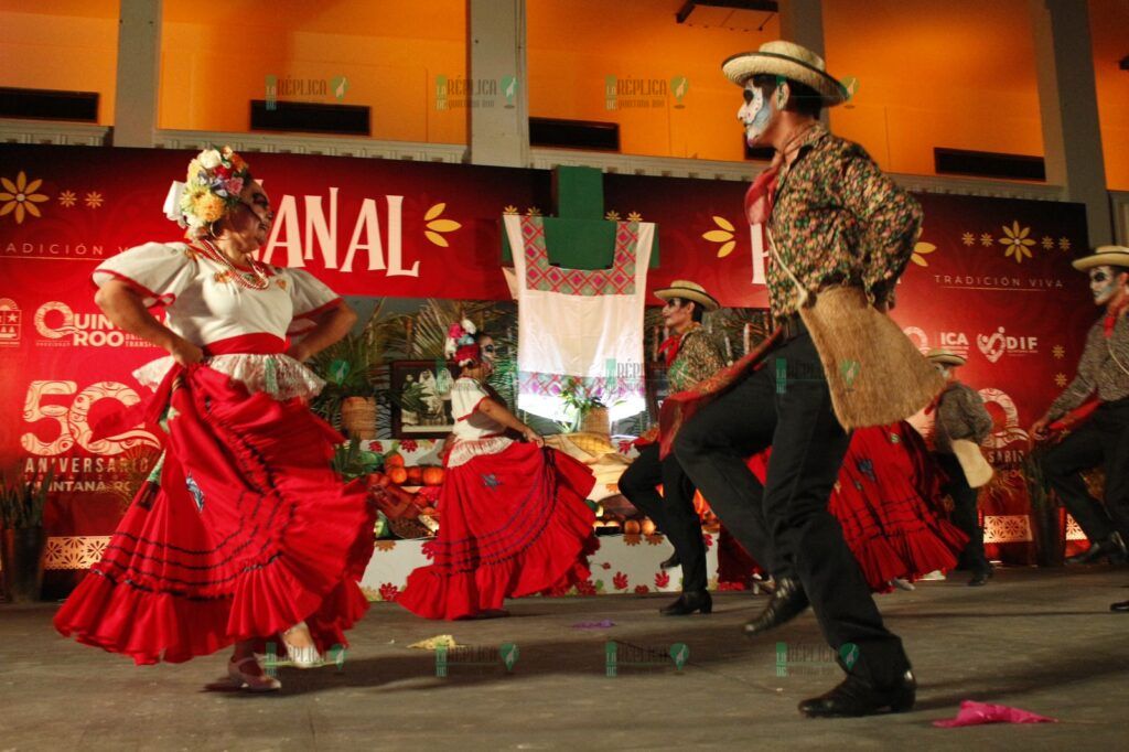 Quintana Roo presentó su riqueza cultural y tradiciones de Janal Pixan en todo el estado