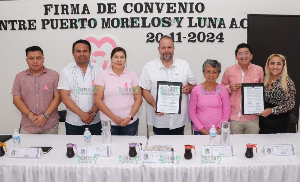 Entregan ayuntamiento de Puerto Morelos y Fundación Luna ac prótesis mamarias a dos sobrevivientes del cáncer de mama