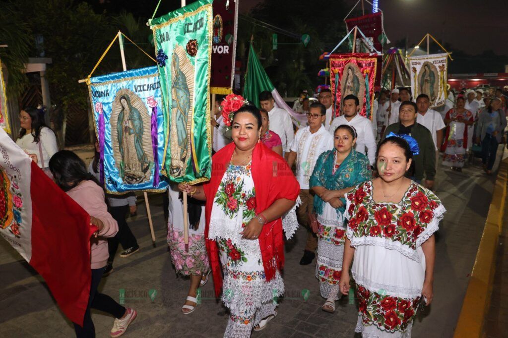 Acompaña Blanca Merari al gremio de trabajadores municipales de Leona Vicario en su procesión en honor a la Guadalupana