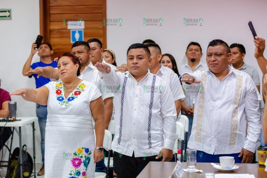 Cabildo de Tulum toma protesta a los nuevos delegados y subdelegados