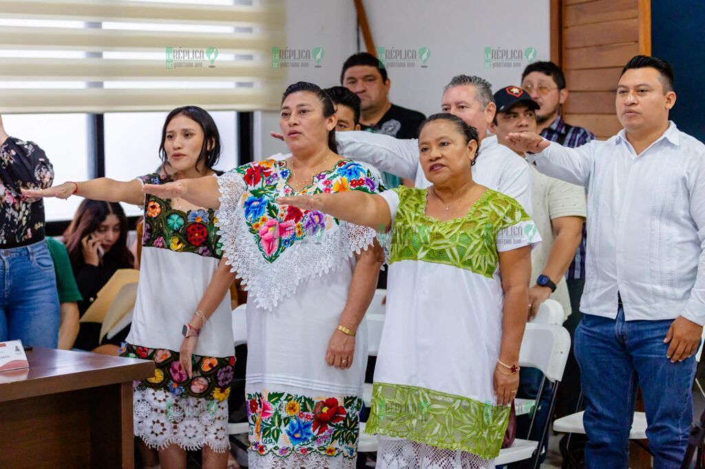 Cabildo de Tulum toma protesta a los nuevos delegados y subdelegados