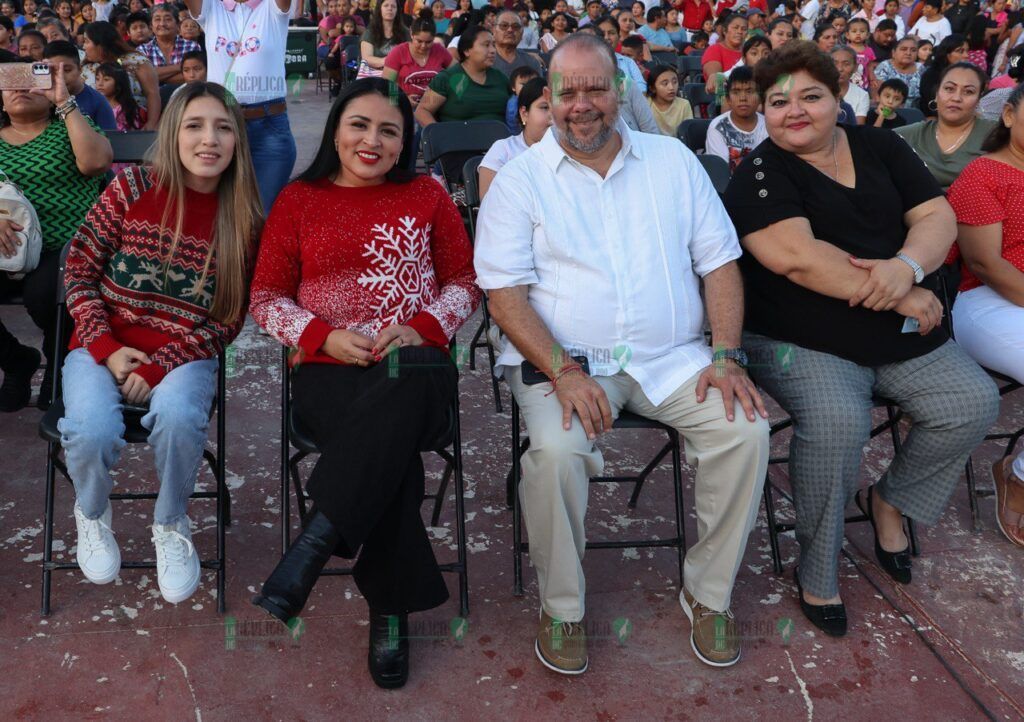 Disfrutaron familias de Leona Vicario gran Posada y Festival Navideño 2024