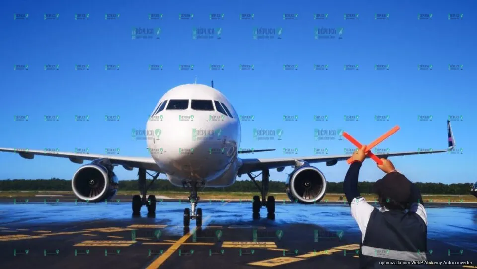 Reducción de turismo nacional, solo por falta de vuelos, señala Toni Chaves