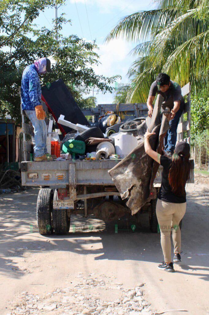 La atención a los reportes sobre fallas en el alumbrado no para en Puerto Morelos