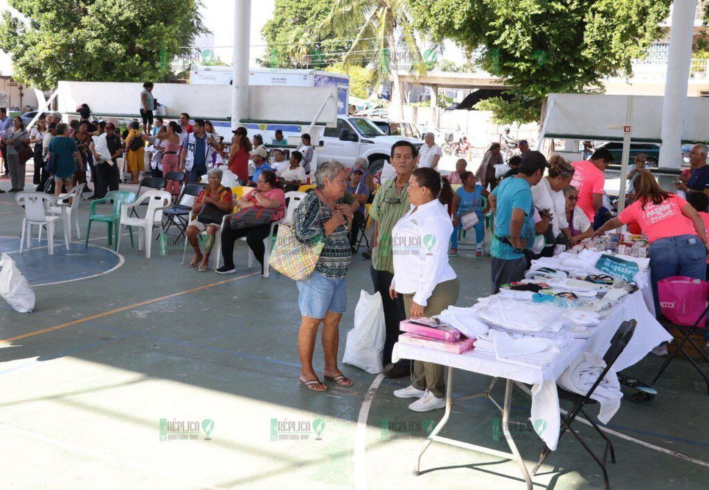 Pone en marcha Blanca Merari la primera Feria de Servicios Integrales del año en Puerto Morelos