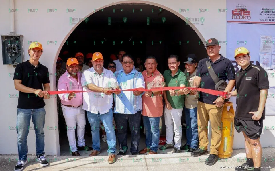Presentan nueva mesa directiva de Sindicato de Transportistas de Carga en Puerto Morelos