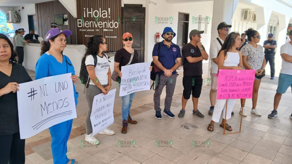 Se suman veterinarios de Playa del Carmen a protesta nacional