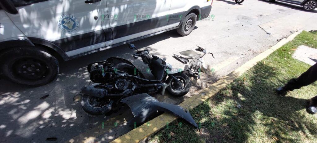 Extranjero queda hospitalizado, tras chocar en moto, en Playa del Carmen