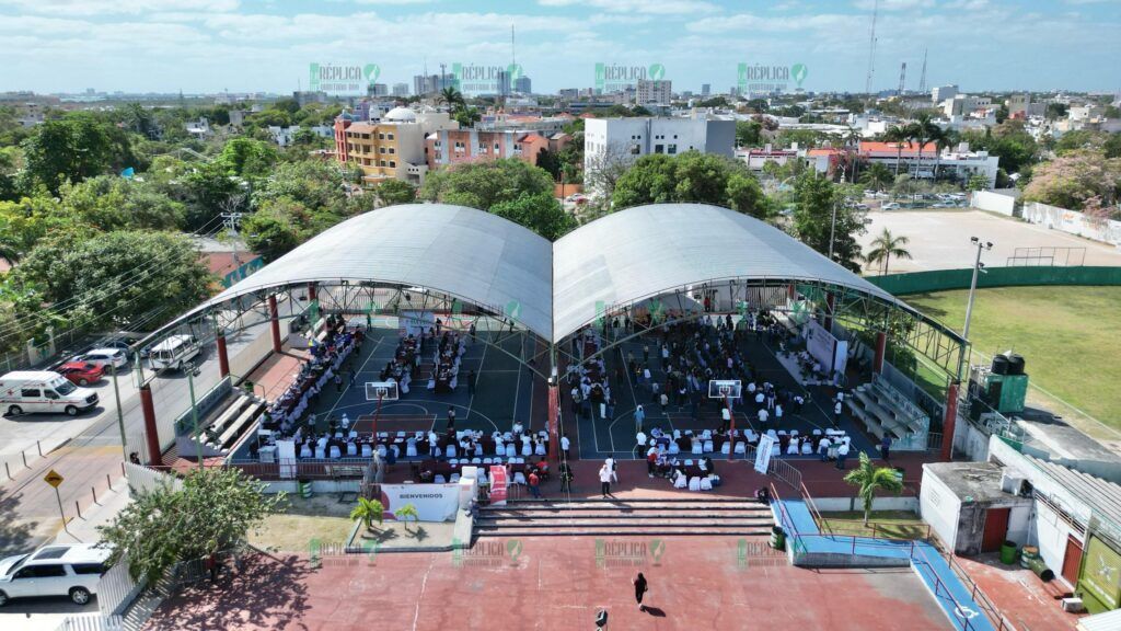 Mara Lezama inaugura la Feria de Empleo “Empléate Mujer” en Cancún