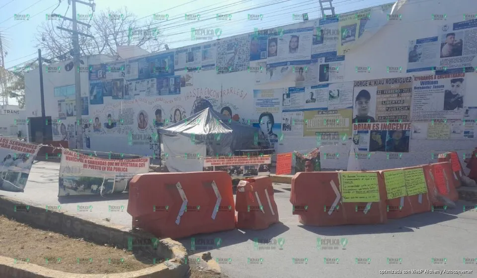 Defiende fiscal a reporteros que rompieron bloqueo en Cancún